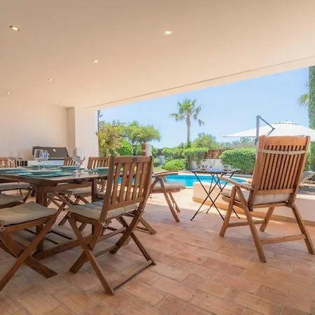 Sleeps 6 Pool Air Con Wifi Vale do Lobo